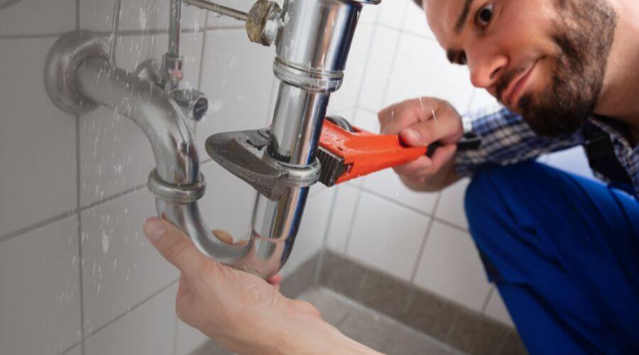 Professional same day plumber services in Johnston, IA